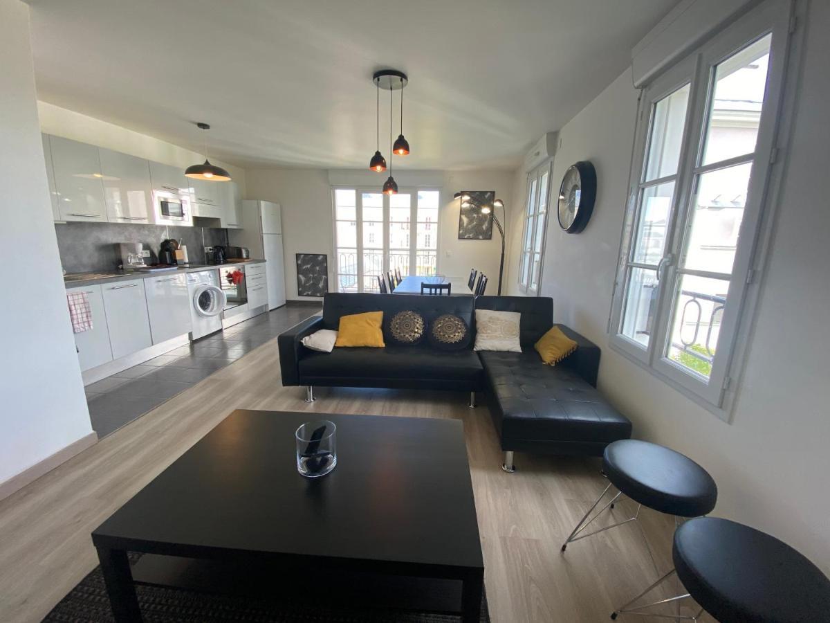 T4 Paris/val D'europe Apartment *